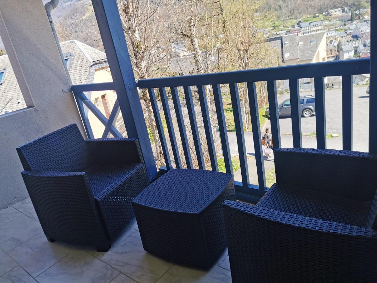 D'une Avec Balcon A Appartement